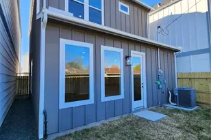 6714 Parker Grv Ln, Houston, TX 77076 - Photo 27
