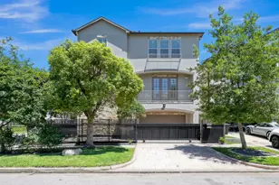 2101 Elmen St, Houston, TX 77019 - Photo 3