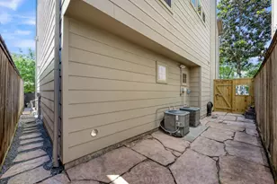2101 Elmen St, Houston, TX 77019 - Photo 35