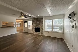 2006 Hamlin Valley Dr, Houston, TX 77090 - Photo 5