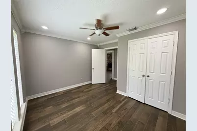 2006 Hamlin Valley Drive, Houston, TX 77090 - Photo 11