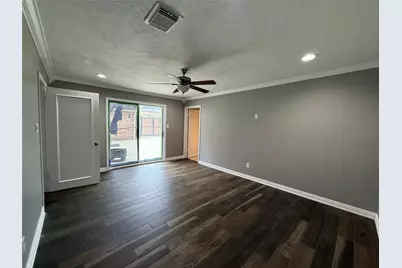 2006 Hamlin Valley Drive, Houston, TX 77090 - Photo 19