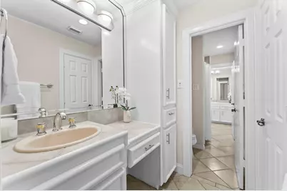 1135 Bayou Island Drive, Houston, TX 77063 - Photo 29