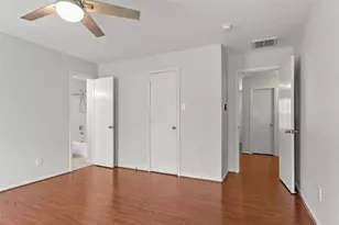 6 Thicket Grove Pl, The Woodlands, TX 77385 - Photo 17