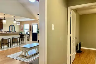 7808 Colonial Ln, Houston, TX 77051 - Photo 5
