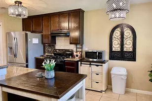 7808 Colonial Ln, Houston, TX 77051 - Photo 21
