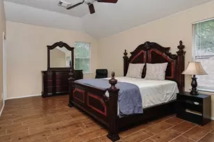 127 Hockenberry Ct, The Woodlands, TX 77385 - Photo 13