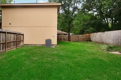 127 Hockenberry Court, The Woodlands, TX 77385 - Photo 15