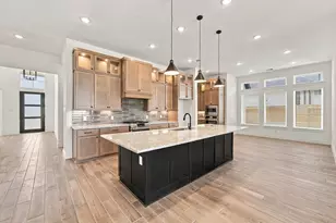 12202 Denham Dr, Mont Belvieu, TX 77523 - Photo 17