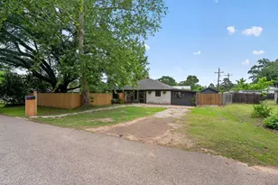 12664 Robin Ln, Willis, TX 77378 - Photo 29