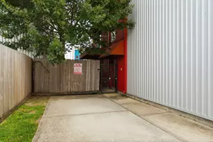 2934 Commerce St, Houston, TX 77003 - Photo 9