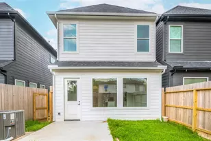 4605 Terry St, Houston, TX 77009 - Photo 25