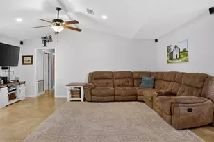 180 Co Rd 839, Buna, TX 77612 - Photo 11