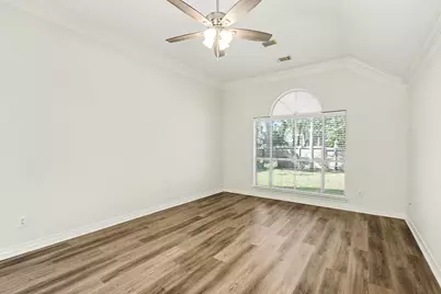 1102 Hathorn Way Drive, Houston, TX 77094 - Photo 31