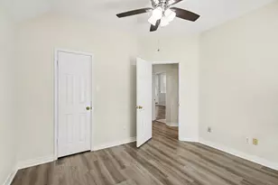 1102 Hathorn Way Dr, Houston, TX 77094 - Photo 39