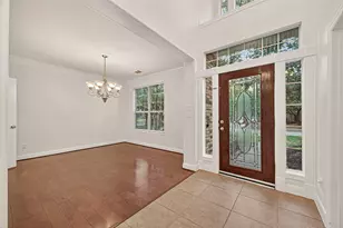 4802 N Pine Brook Way, Houston, TX 77059 - Photo 5