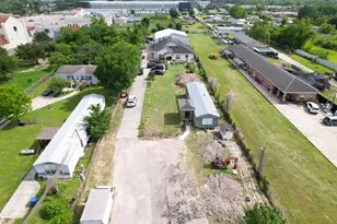 3243 Essie Rd, Houston, TX 77086 - Photo 3