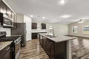 111 Valiant Ridge Trail, Magnolia, TX 77354 - Photo 3