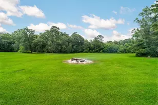 237 County Road 6401, Dayton, TX 77535 - Photo 37