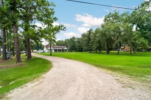 237 County Road 6401, Dayton, TX 77535 - Photo 41