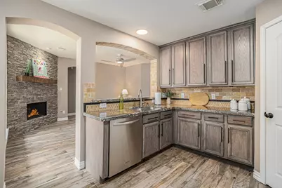 9338 Stoneridge Canyon Lane, Houston, TX 77089 - Photo 9