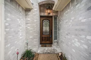 9338 Stoneridge Canyon Ln, Houston, TX 77089 - Photo 3