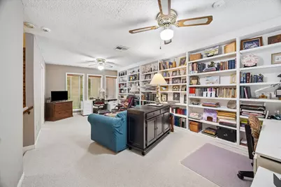 10823 Pepper Lane, Houston, TX 77079 - Photo 27