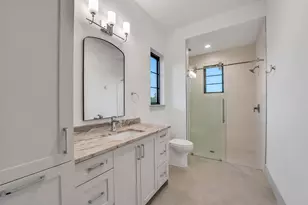4927 Heatherglen Dr, Houston, TX 77096 - Photo 37