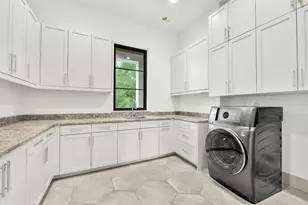4927 Heatherglen Dr, Houston, TX 77096 - Photo 19