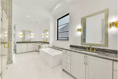 4927 Heatherglen Drive, Houston, TX 77096 - Photo 15