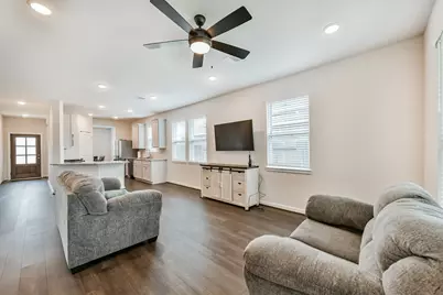 370 Weimer Lagoon Road, La Porte, TX 77571 - Photo 11