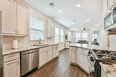 370 Weimer Lagoon Road, La Porte, TX 77571 - Photo 7