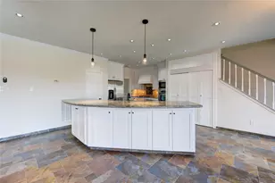 1016 Applewood Dr, Friendswood, TX 77546 - Photo 13