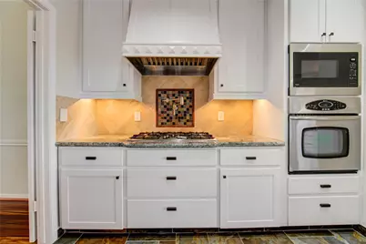 1016 Applewood Drive, Friendswood, TX 77546 - Photo 15