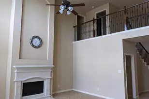 6003 Emmit Creek Ln, Sugar Land, TX 77479 - Photo 5