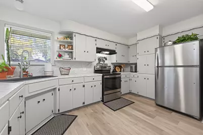 212 Lindsey Avenue, Bay City, TX 77414 - Photo 19