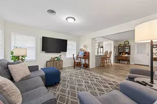 212 Lindsey Ave, Bay City, TX 77414 - Photo 9