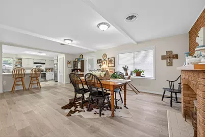 212 Lindsey Avenue, Bay City, TX 77414 - Photo 15