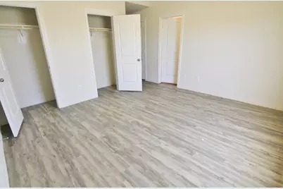 3911 Cary Creek Drive, Baytown, TX 77521 - Photo 7