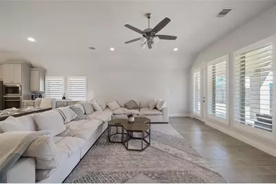 100 Wake Valley Court, Conroe, TX 77304 - Photo 5