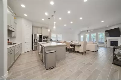 100 Wake Valley Court, Conroe, TX 77304 - Photo 9
