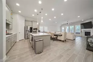 100 Wake Valley Ct, Conroe, TX 77304 - Photo 9