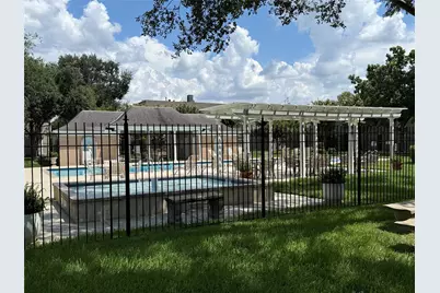 7517 Olympia Drive, Houston, TX 77063 - Photo 37