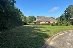901 Longmire Rd, Conroe, TX 77304 - Photo 1