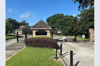 901 Longmire Rd, Conroe, TX 77304 - Photo 7