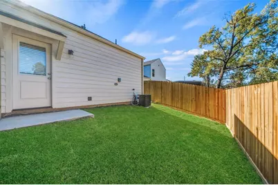 706 W Dallas, Conroe, TX 77301 - Photo 37