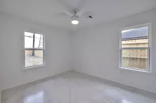 8709 Tarbell Rd, Houston, TX 77034 - Photo 13