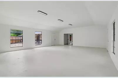 2119 Barr Street #B, Houston, TX 77080 - Photo 11