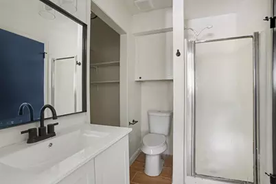 2119 Barr Street #B, Houston, TX 77080 - Photo 15
