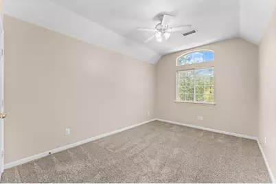97 E Greenhill Terrace Place, The Woodlands, TX 77382 - Photo 15